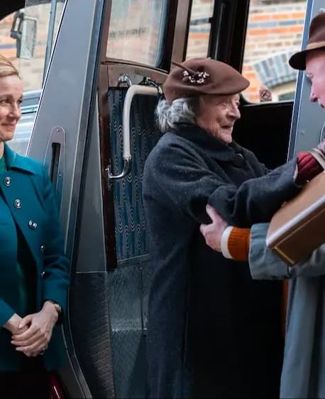 The Miracle Club: image credit to Courtesy of Sony Pictures Entertainment